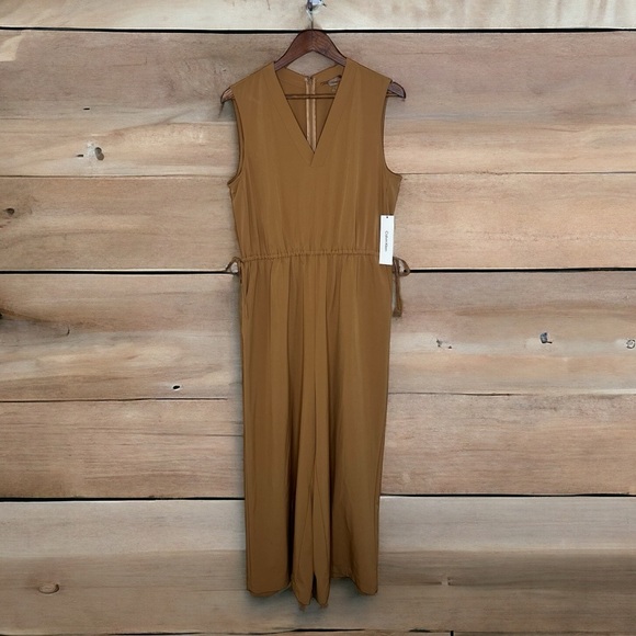 Calvin Klein Pants - Calvin Klein V-neck Wide Leg Maxi Jumpsuit